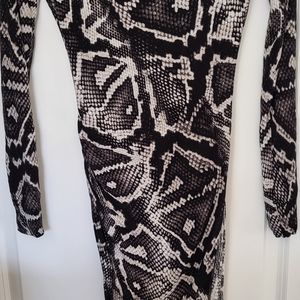 Long sleeve bodycon dress